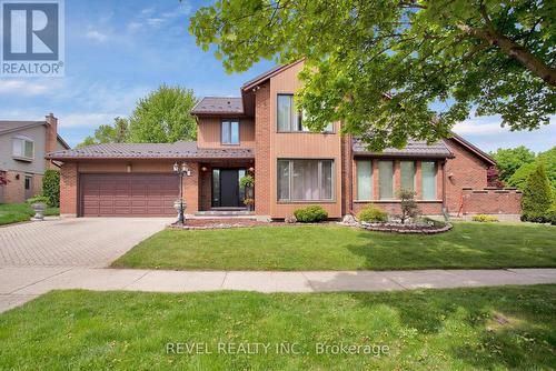 2 Deer Valley Crescent, London, ON - Outdoor With Facade