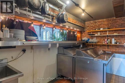 95 Waterloo St Street, Stratford, ON 