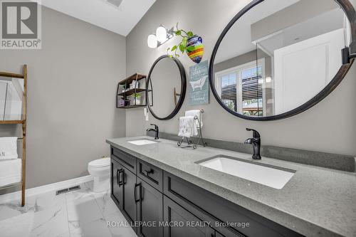 26 Harvest Gate, West Lincoln, ON - Indoor Photo Showing Bathroom