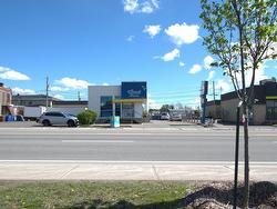 423 Boul. des Laurentides  Saint-Jérôme, QC J7Z 4L9