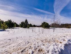 16 Ch. du Tournesol  Notre-Dame-Du-Laus, QC J0X 2M0