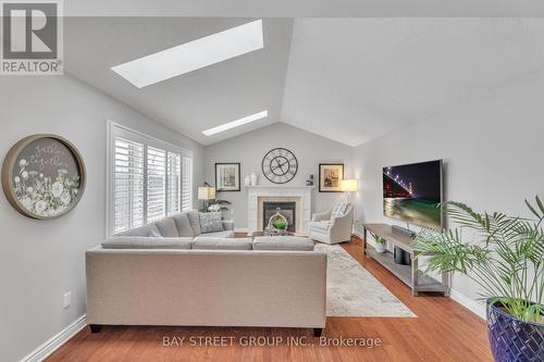 107 Glenridge Crescent, London, ON - Indoor Photo Showing Living Room With Fireplace