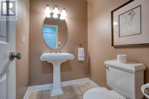 107 Glenridge Crescent, London, ON - Indoor Photo Showing Bathroom