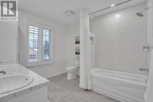 107 Glenridge Crescent, London, ON - Indoor Photo Showing Bathroom