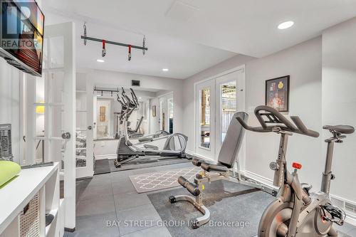 107 Glenridge Crescent, London, ON - Indoor Photo Showing Gym Room