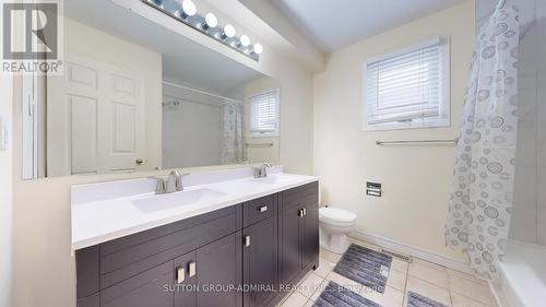 1707 Princelea Place, Mississauga, ON - Indoor Photo Showing Bathroom