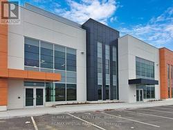 9 - 2450 MORNINGSIDE AVENUE  Toronto, ON M1X 2E5