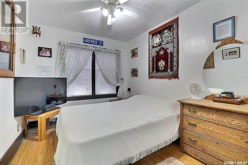 2257 Montreal Street, Regina, SK - Indoor Photo Showing Bedroom