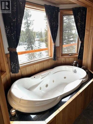 1909 Otter Road, Williams Lake, BC - Indoor