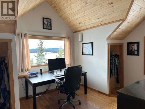 1909 Otter Road, Williams Lake, BC - Indoor Photo Showing Office