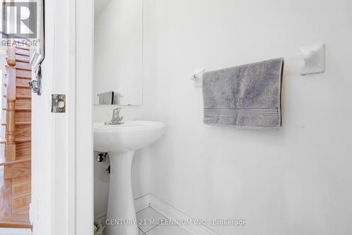 6424 Sousa Drive, Mississauga, ON - Indoor Photo Showing Bathroom