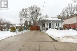 345 BALDERSTONE AVENUE  London, ON N6C 4M3