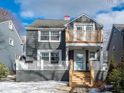 2395 Connaught Avenue  Halifax, NS B3L 2Z5