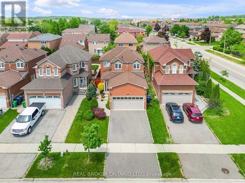 899 Winterton Way, Mississauga, ON - Outdoor With Facade