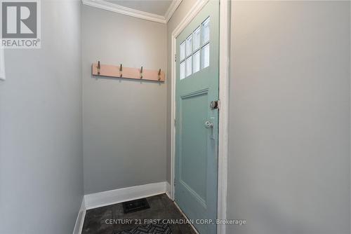 17 Highway Avenue, London, ON - Indoor Photo Showing Other Room