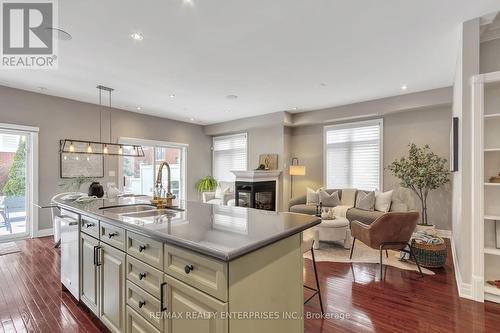 36 Compass Way, Mississauga, ON - Indoor Photo Showing Kitchen With Double Sink