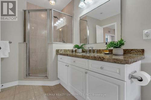 36 Compass Way, Mississauga, ON - Indoor Photo Showing Bathroom