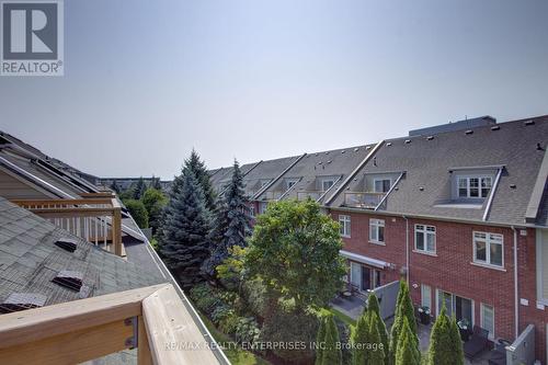 36 Compass Way, Mississauga, ON - Outdoor