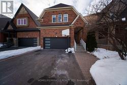 4792 GLASSHILL GROVE  Mississauga, ON L5M 7R5