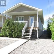 402 York STREET  Regina, SK S4R 4W8