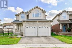 103 WINIFRED STREET  Kitchener, ON N2P 2M7