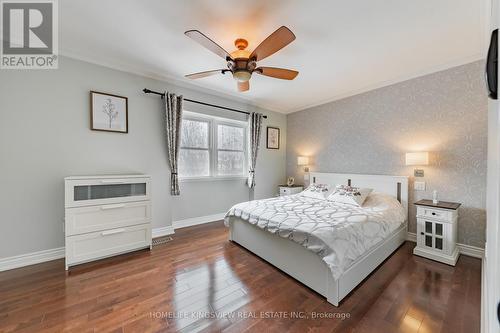 3976 Taffey Crescent, Mississauga, ON - Indoor Photo Showing Bedroom