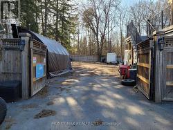 2952 PRINCE OF WALES DRIVE  Ottawa, ON K2E 0B2