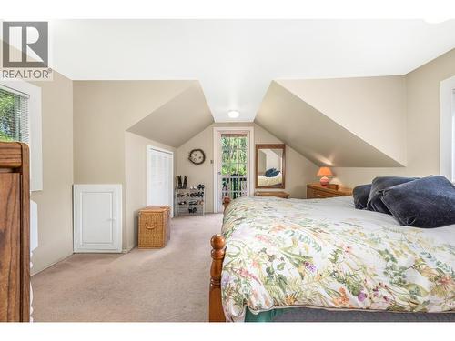 6775 L&A Road, Vernon, BC - Indoor Photo Showing Bedroom