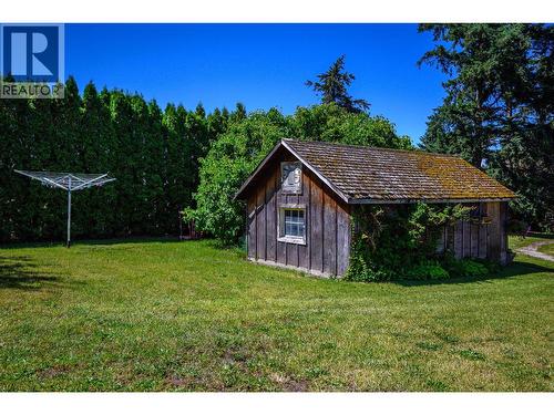 6775 L&A Road, Vernon, BC - Outdoor