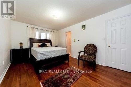 91 Breton Avenue, Mississauga, ON - Indoor Photo Showing Bedroom