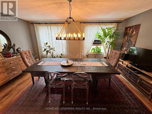 4119 Quaker Hill Drive, Mississauga, ON - Indoor Photo Showing Dining Room