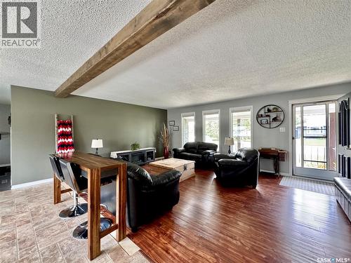 304 March Avenue E, Langenburg, SK - Indoor Photo Showing Living Room