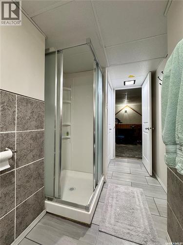 304 March Avenue E, Langenburg, SK - Indoor Photo Showing Bathroom