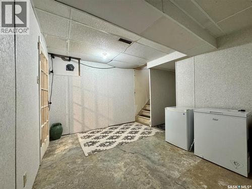 304 March Avenue E, Langenburg, SK - Indoor
