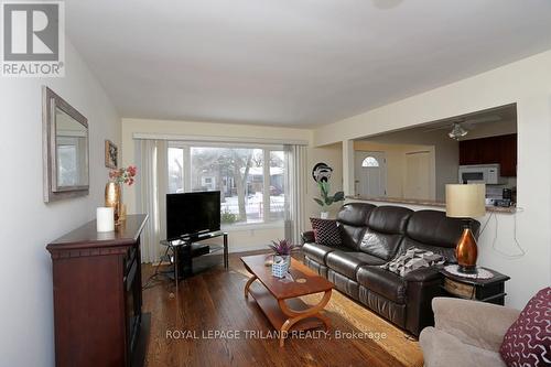 89 Renny Crescent, London, ON - Indoor Photo Showing Living Room