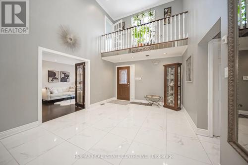 3545 Marmac Crescent, Mississauga, ON - Indoor Photo Showing Living Room