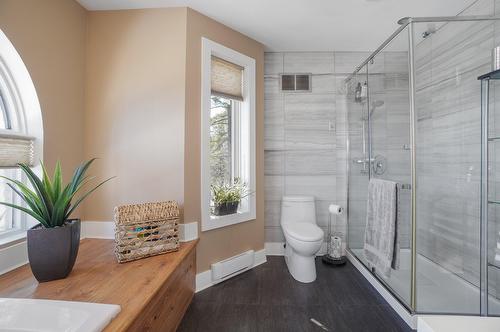 Salle de bains - 11505 Ch. De La Rivière-Du-Nord, Mirabel, QC - Indoor Photo Showing Bathroom