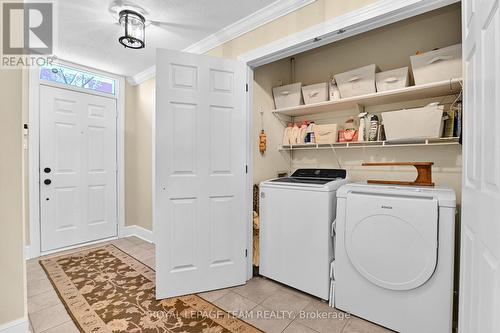 67 Jardin, Ottawa, ON - Indoor Photo Showing Laundry Room