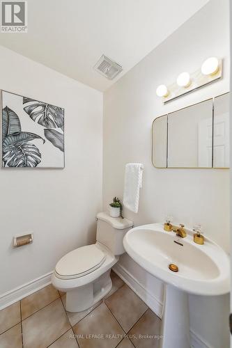 4143 Tapestry Trail, Mississauga, ON - Indoor Photo Showing Bathroom