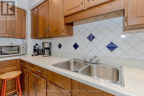 4155 Dursley Crescent, Mississauga, ON - Indoor Photo Showing Kitchen With Double Sink