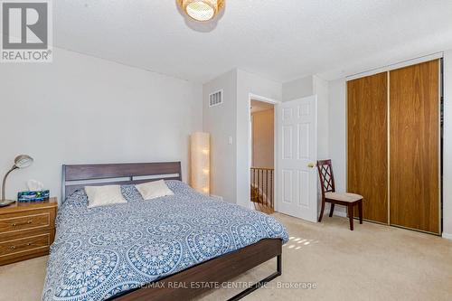 4155 Dursley Crescent, Mississauga, ON - Indoor Photo Showing Bedroom