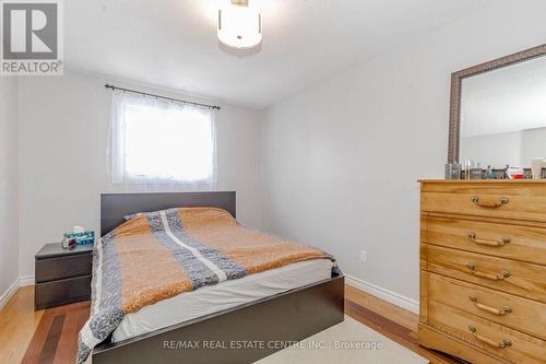 4155 Dursley Crescent, Mississauga, ON - Indoor Photo Showing Bedroom