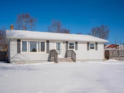 106 Richard Drive  Charlottetown, PE C1A 6Z5