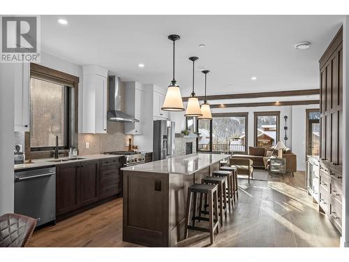 7000 Mcgillivray Lake Drive Unit# 12, Sun Peaks, BC - Indoor Photo Showing Kitchen With Upgraded Kitchen