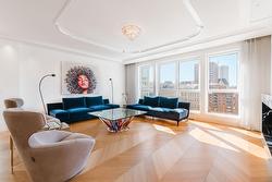 15-A-3430 Rue Peel  Montréal (Ville-Marie), QC H3A 1K8