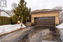 687 PENNY LANE  Burlington, ON L7T 4H9