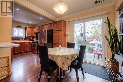 71 Garside Avenue N, Hamilton, ON - Indoor Photo Showing Dining Room