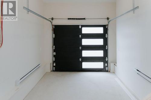 3B Temple Avenue, Appleton, NL - Indoor Photo Showing Garage