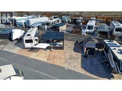 Large RV Lots with massive entertainment/kitchen centre - 