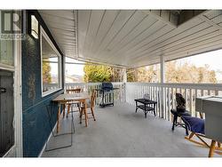 Upstairs Deck - 